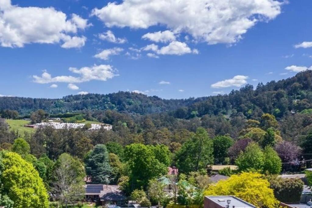 Centre Of Town - Great Views Apartamento Monbulk Exterior foto